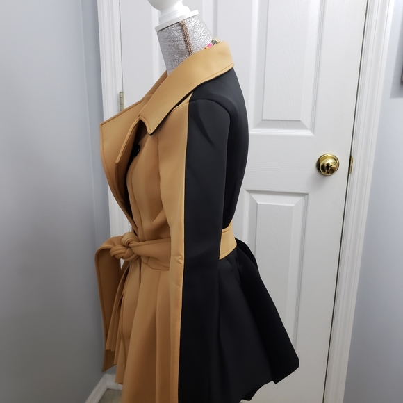 Double-Breasted Tan/Black Coat - Picture 5 of 8